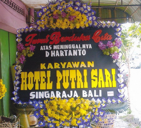 Bunga Papan Duka Cita Solo di Bungasolo.com